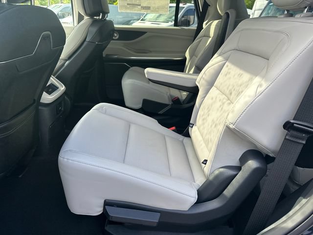 New 2026 Lincoln Navigator Reserve AWD/4WD image 20