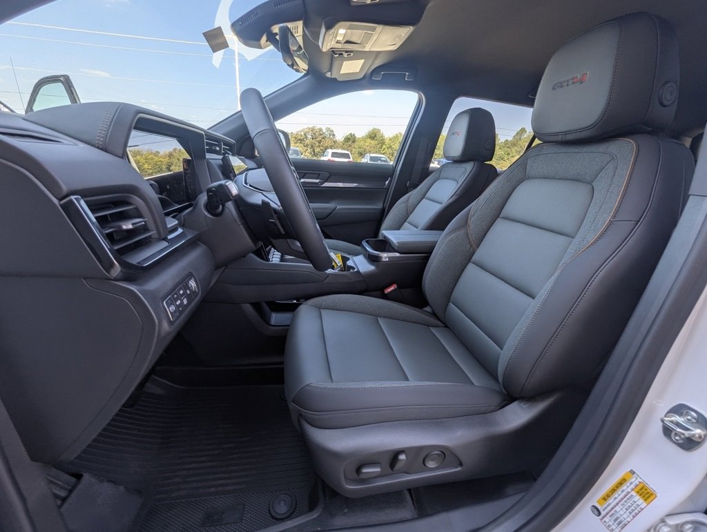New 2026 GMC Terrain AT4 w/ Technology Package II image 12
