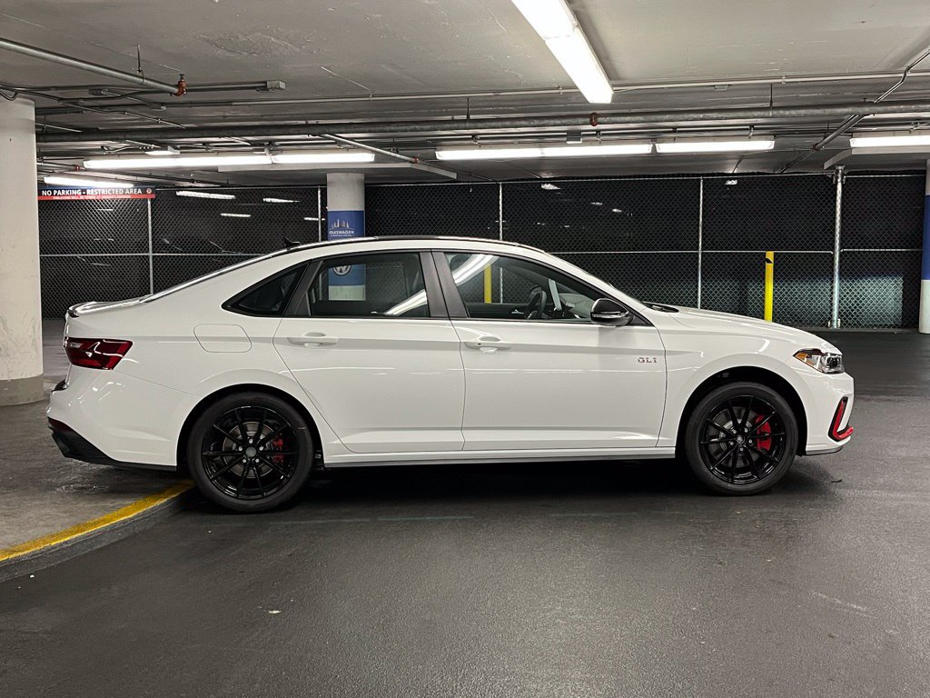 New 2026 Volkswagen Jetta GLI Autobahn FWD image 36