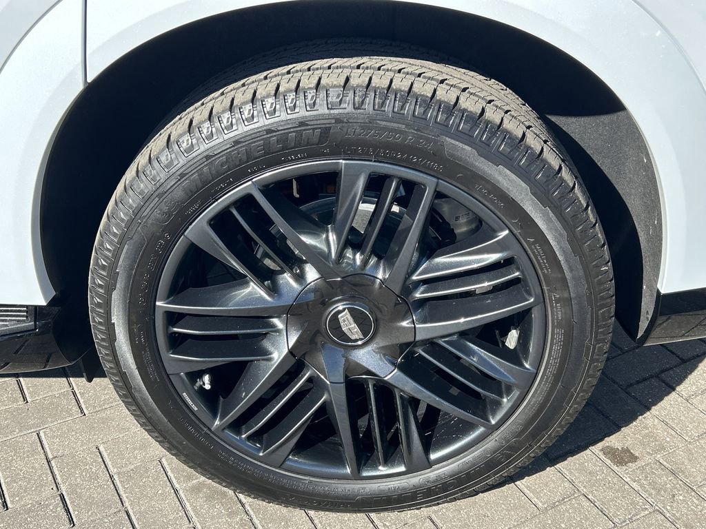 New 2026 Cadillac Escalade IQL Sport 1 w/ LPO, ONYX Package image 31