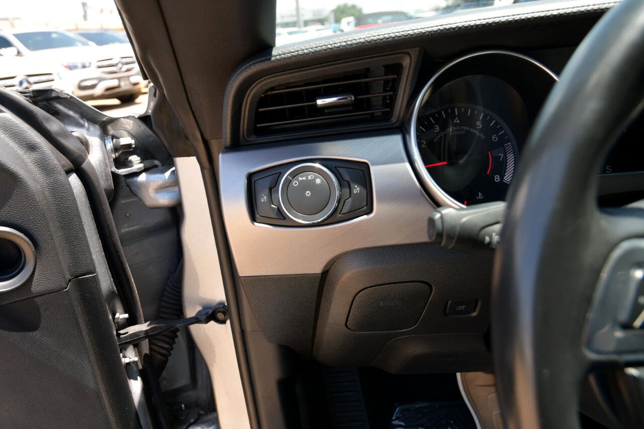 Used 2022 Ford Mustang Premium image 17