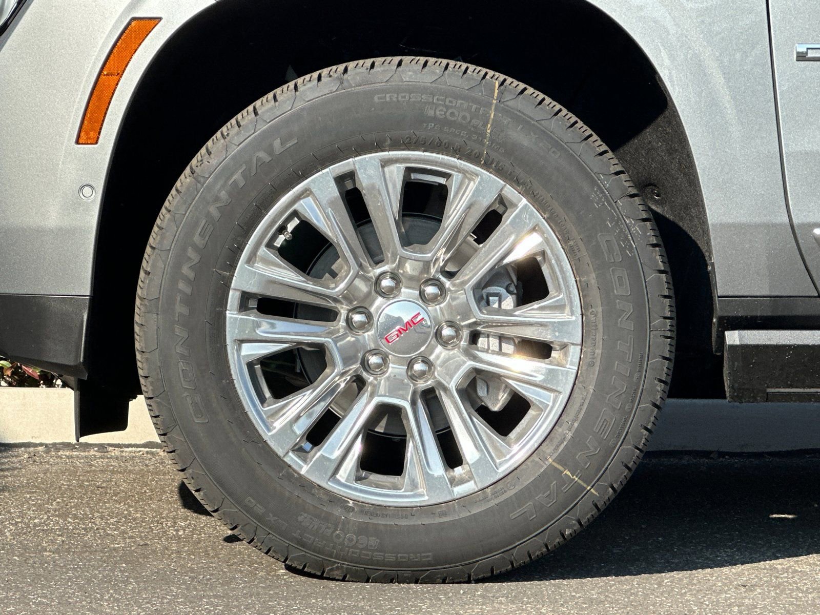 New 2026 GMC Yukon XL Denali w/ Sun & Power Step Package AWD/4WD image 27