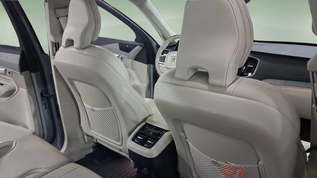 Used 2024 Volvo XC90 B6 Ultimate w/ Protection Package Premier AWD/4WD image 15