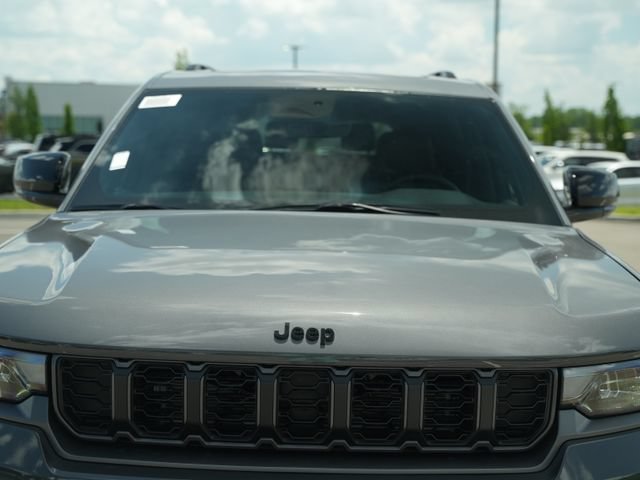 New 2026 Jeep Grand Cherokee L Limited w/ Limited Altitude Package AWD/4WD image 43