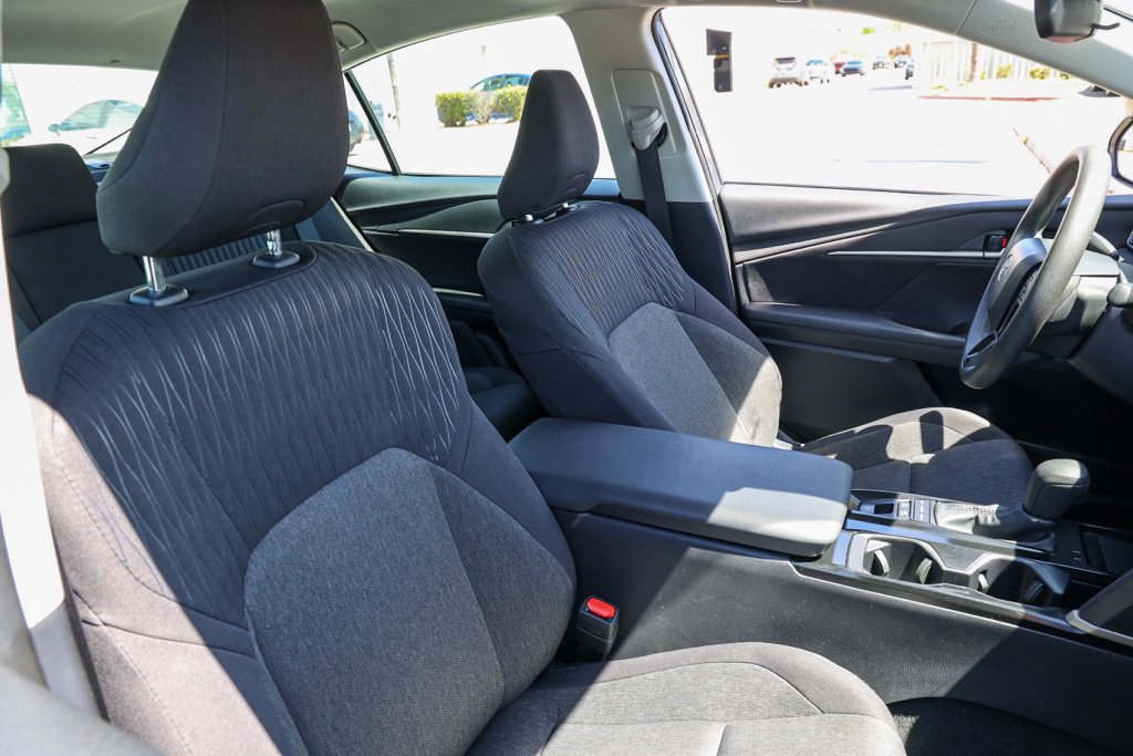Used 2025 Toyota Camry LE FWD image 22