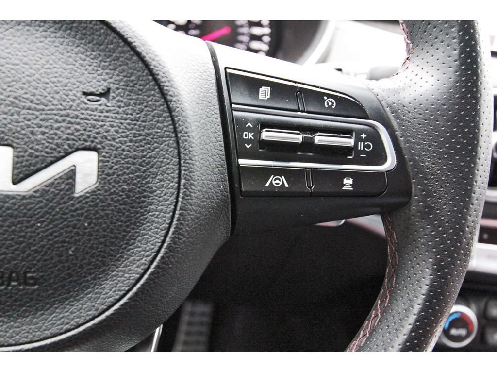 Used 2022 Kia Stinger GT2 w/ Red Interior Color Package RWD image 20