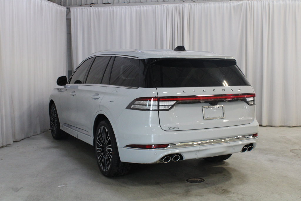 New 2027 Lincoln Aviator Black Label w/ Dynamic Handling Package AWD/4WD image 23
