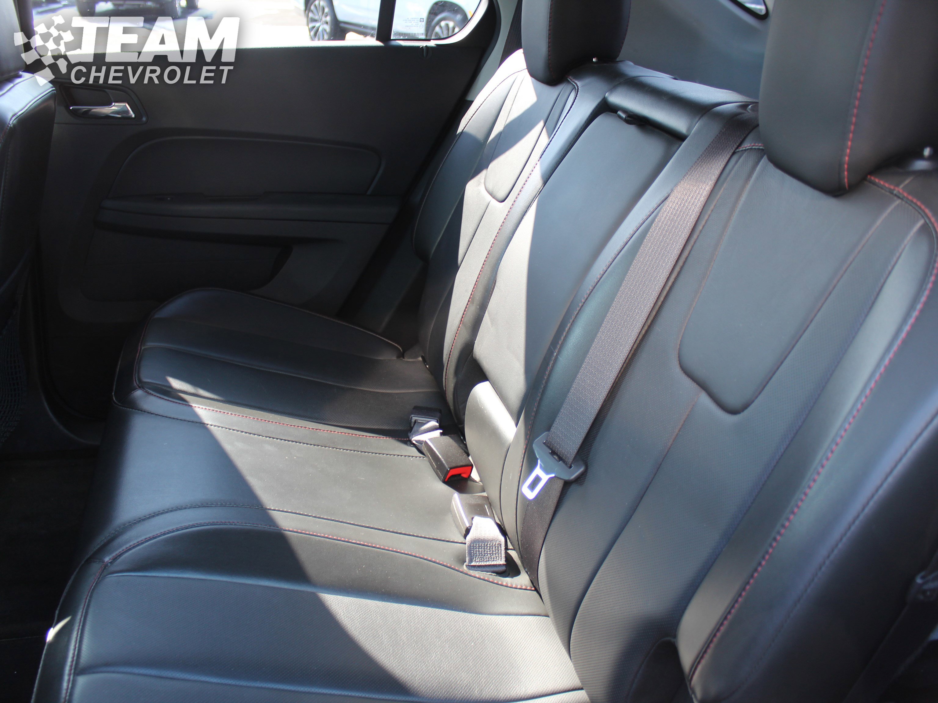 Used 2017 Chevrolet Equinox Premier w/ Enhanced Convenience Package image 24