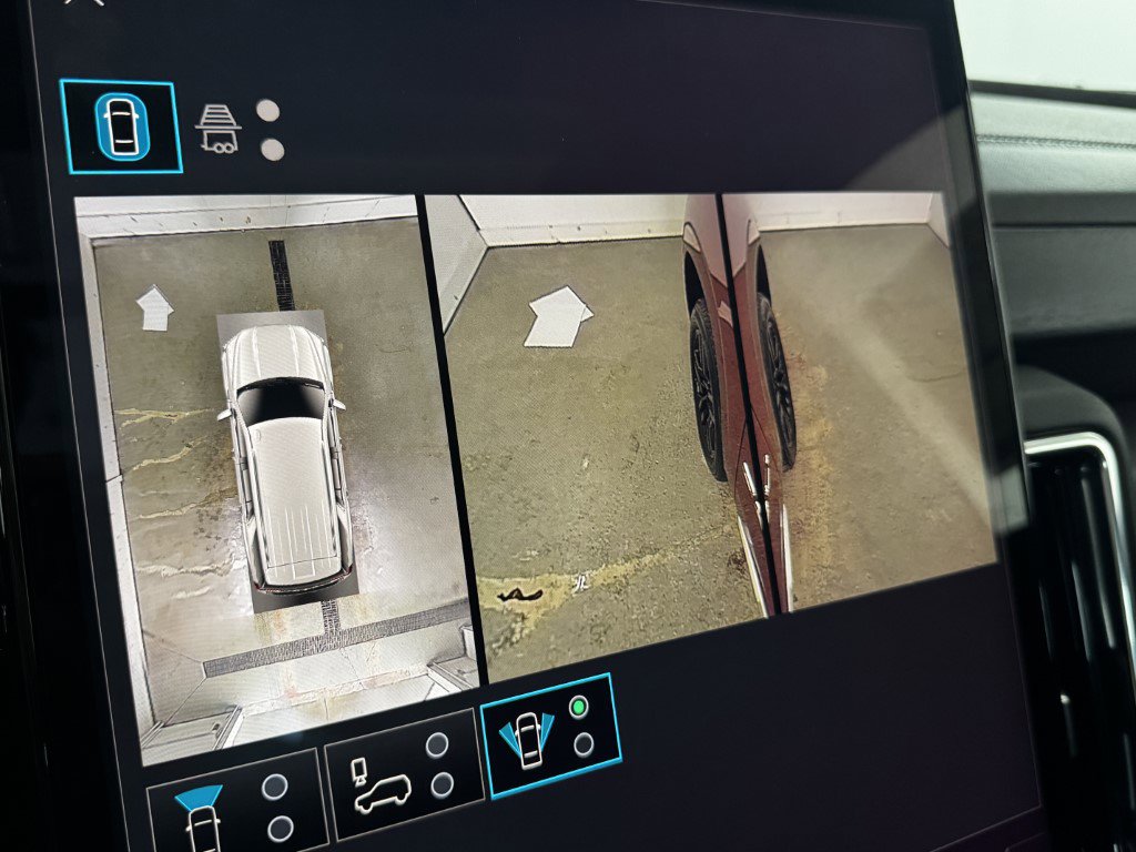 New 2026 GMC Yukon Denali w/ Sun & Power Step Package image 95