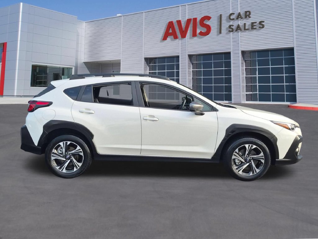 Used 2025 Subaru Crosstrek 2.5i Premium AWD/4WD image 5
