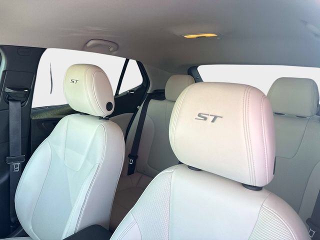 Used 2025 Buick Encore GX Sport Touring w/ Advanced Technology Package FWD image 17