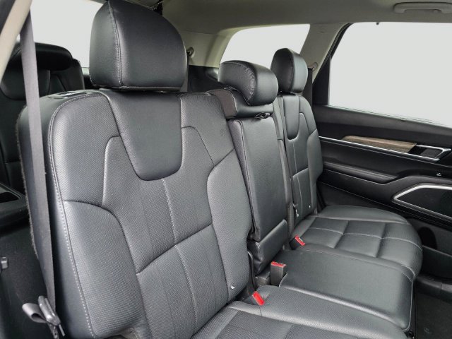 Used 2020 Kia Telluride EX AWD/4WD image 12