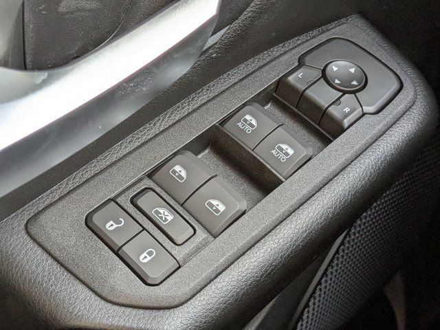 New 2026 RAM 1500 Express AWD/4WD image 22