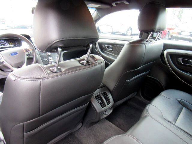 Used 2017 Ford Taurus SEL w/ Equipment Group 201A image 11