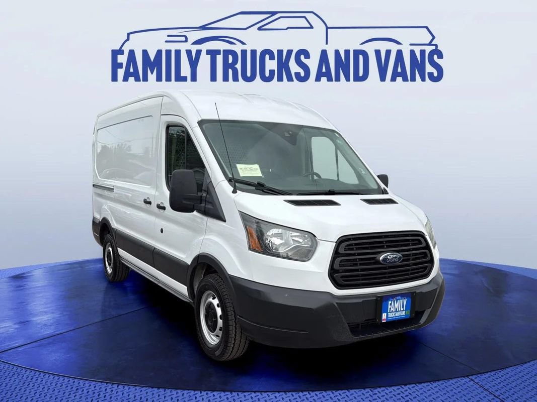 Used 2017 Ford Transit 250 130 Medium Roof RWD image 7