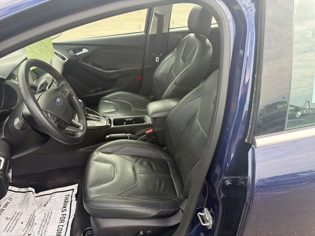 Used 2017 Ford Focus Titanium FWD image 12
