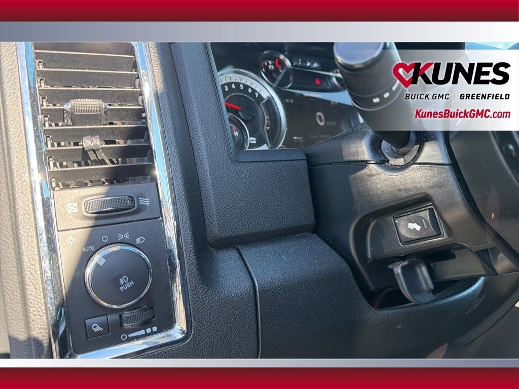 Used 2018 RAM 1500 Laramie w/ Convenience Group image 30