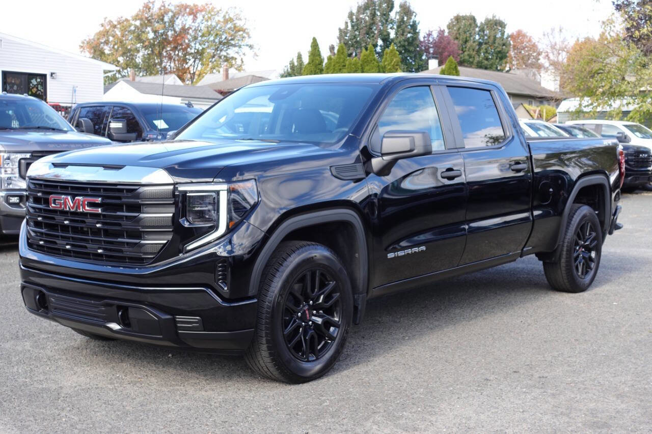 Used 2022 GMC Sierra 1500 Pro w/ Pro Value Package image 1