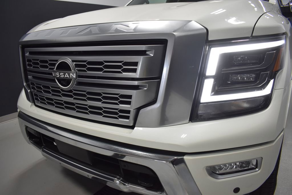 Certified 2023 Nissan Titan Platinum Reserve w/ Moonroof Package AWD/4WD image 11