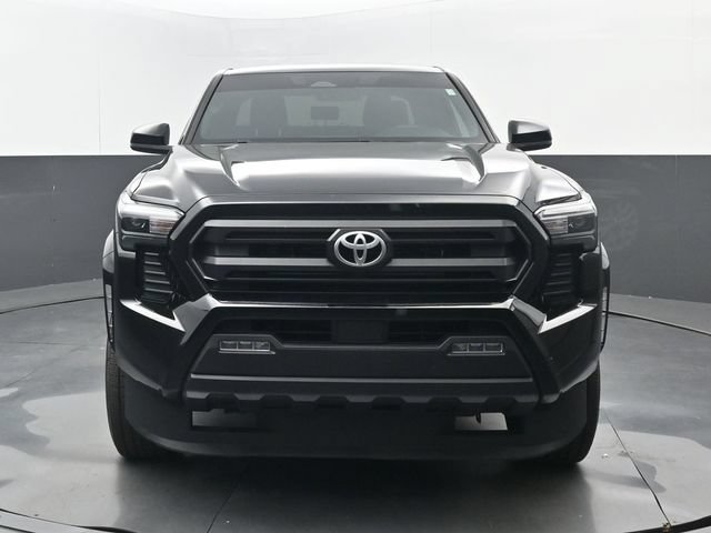 Used 2024 Toyota Tacoma SR5 AWD/4WD image 5