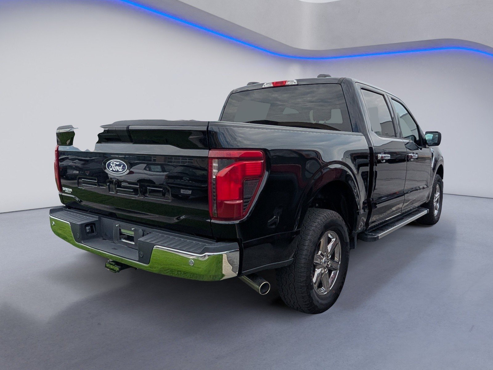 Used 2025 Ford F150 XLT w/ Equipment Group 301A Standard AWD/4WD image 8