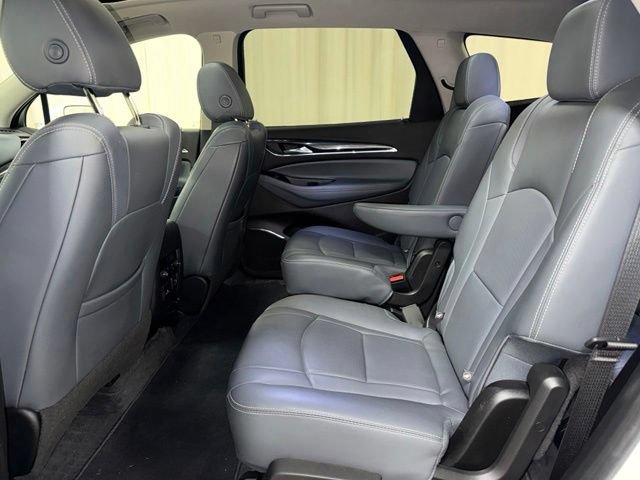 Used 2020 Buick Enclave Premium w/ Sun and Sites Package AWD/4WD image 18