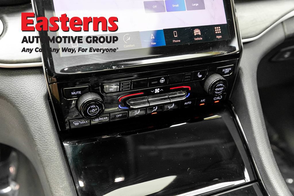 Used 2023 Jeep Grand Cherokee 4WD 4xe image 19