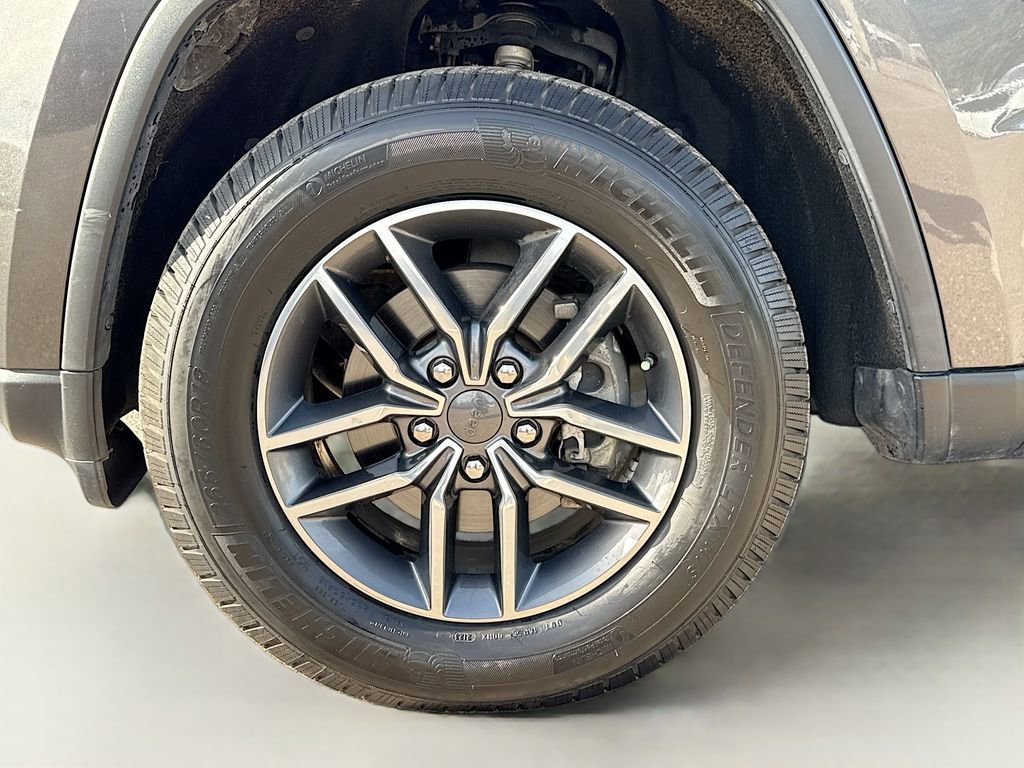 Used 2020 Jeep Grand Cherokee Limited image 42