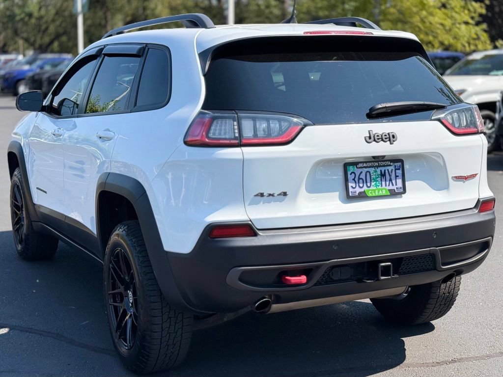 Used 2019 Jeep Cherokee Trailhawk w/ Comfort/Convenience Group AWD/4WD image 3