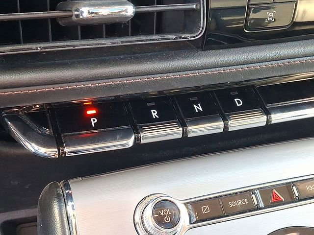 Used 2023 Lincoln Aviator AWD w/ Premium Package image 15