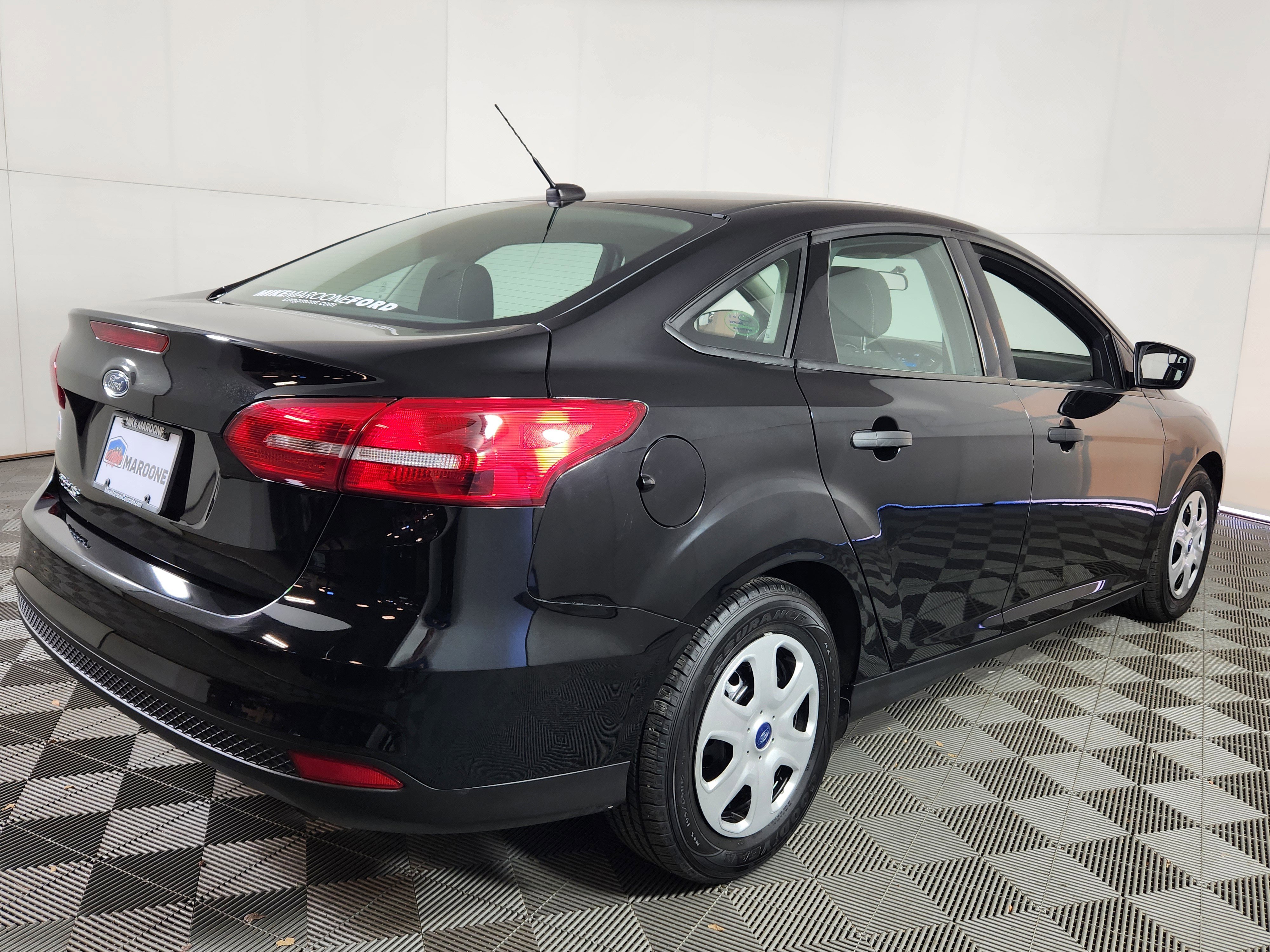 Certified 2017 Ford Focus S image 7