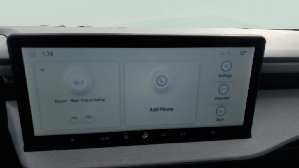 New 2025 Ford Maverick XLT w/ Equipment Group 301A image 26