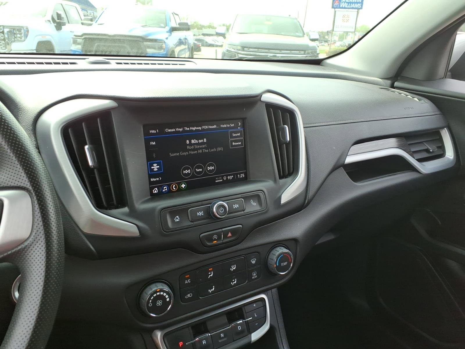 Certified 2024 GMC Terrain SLE image 34
