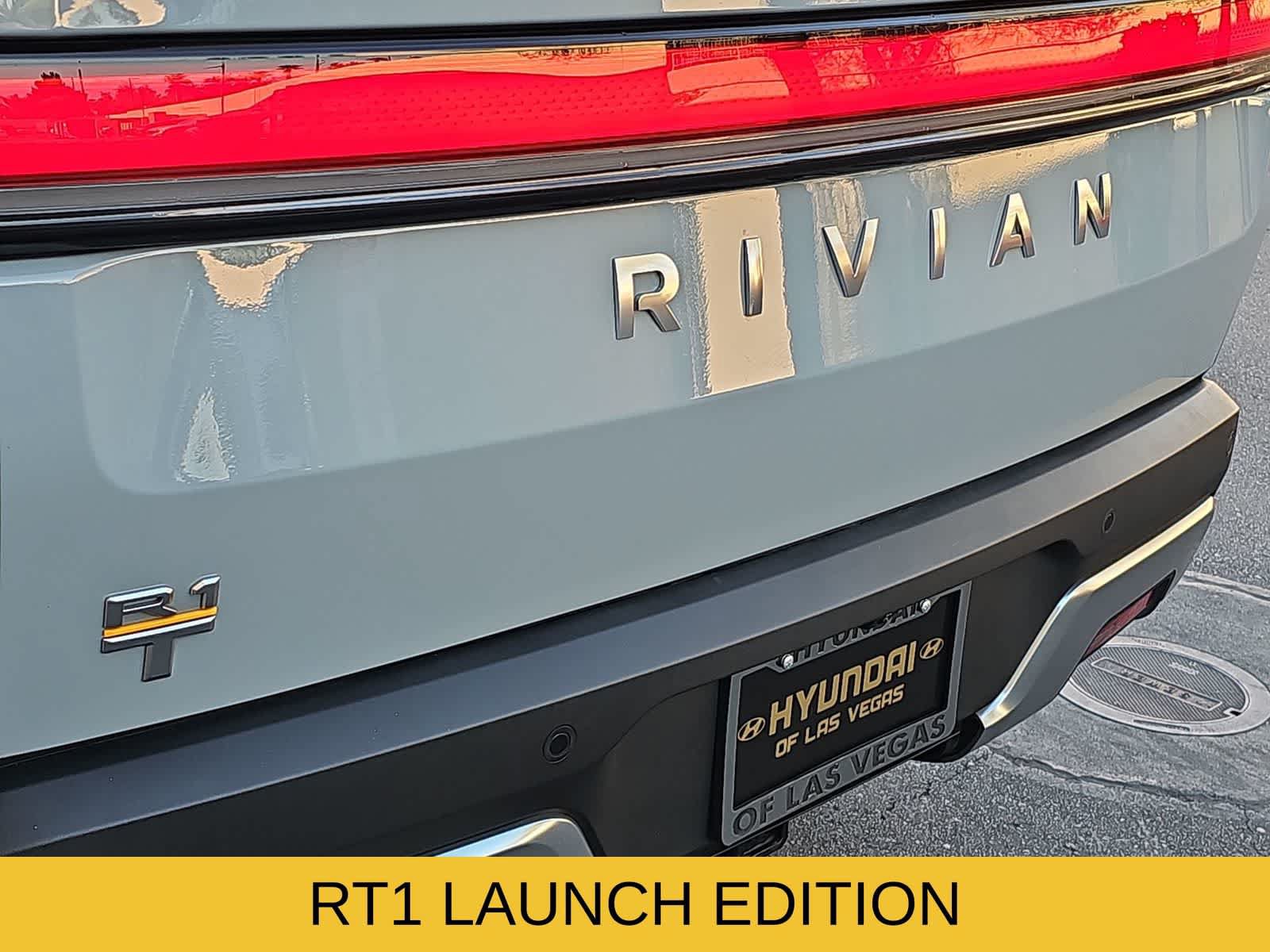 Used 2022 Rivian R1T Launch Edition AWD/4WD image 11