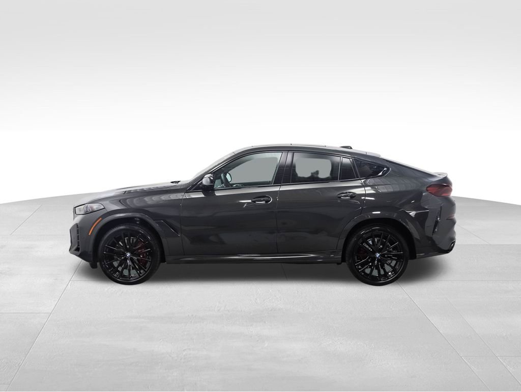 New 2026 BMW X6 M60i image 2
