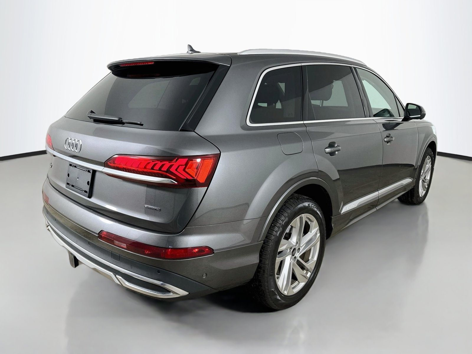 Used 2023 Audi Q7 3.0T Premium Plus AWD/4WD image 5