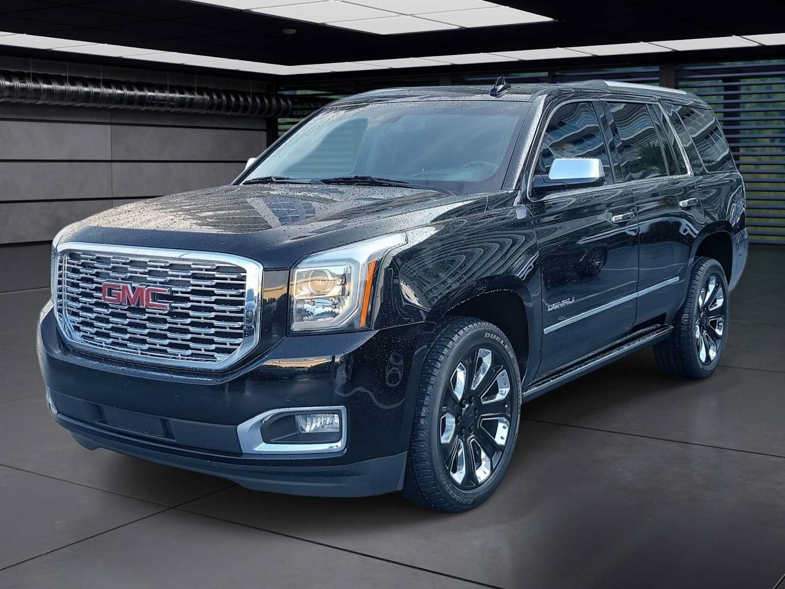 Used 2020 GMC Yukon Denali w/ Denali Ultimate Package RWD image 1