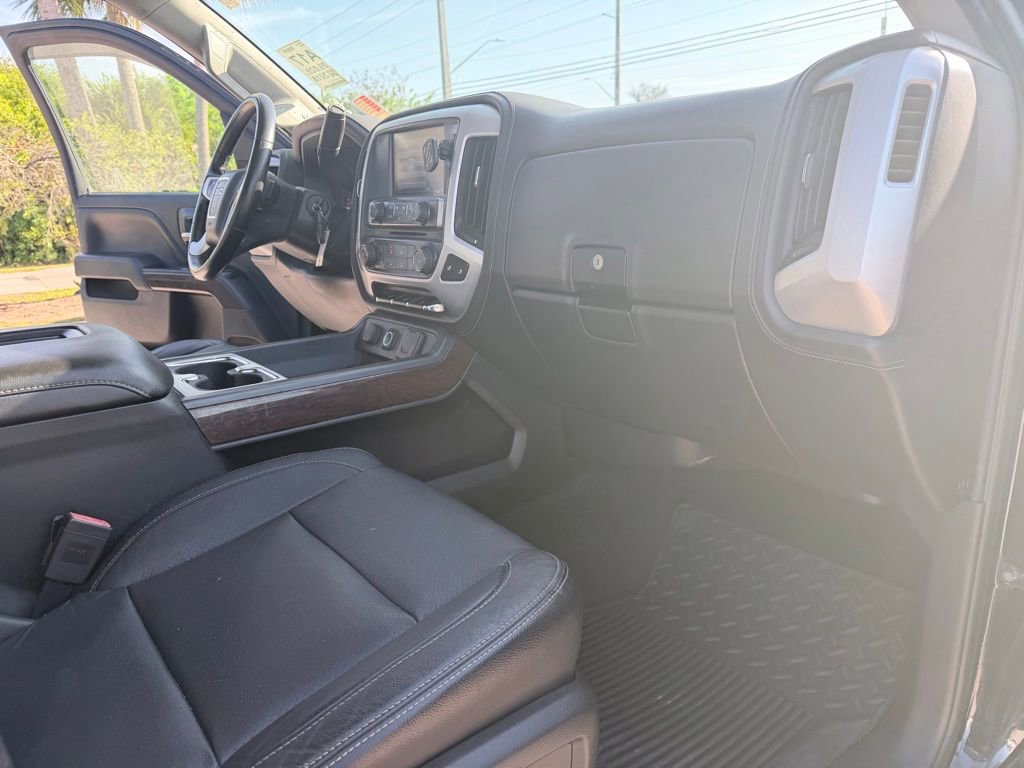 Used 2018 GMC Sierra 2500 SLE w/ Suspension Package, Off-Road AWD/4WD image 13