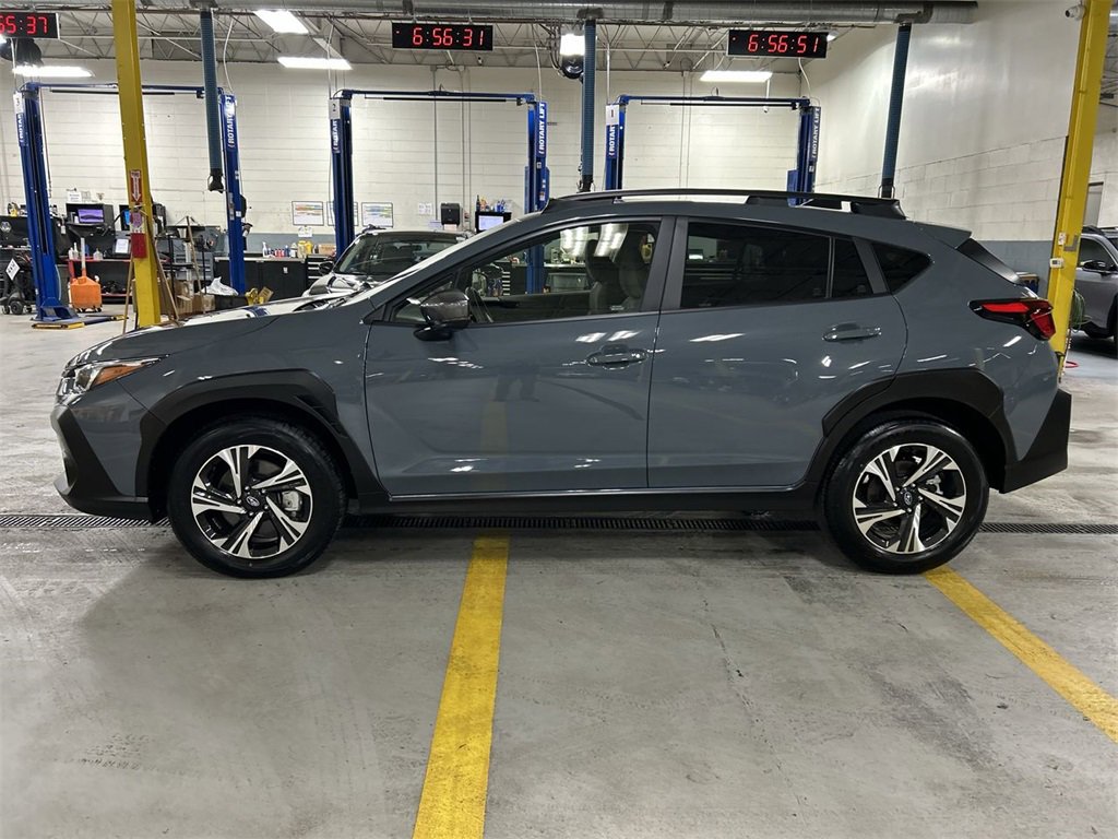 Certified 2025 Subaru Crosstrek 2.0i Premium image 5