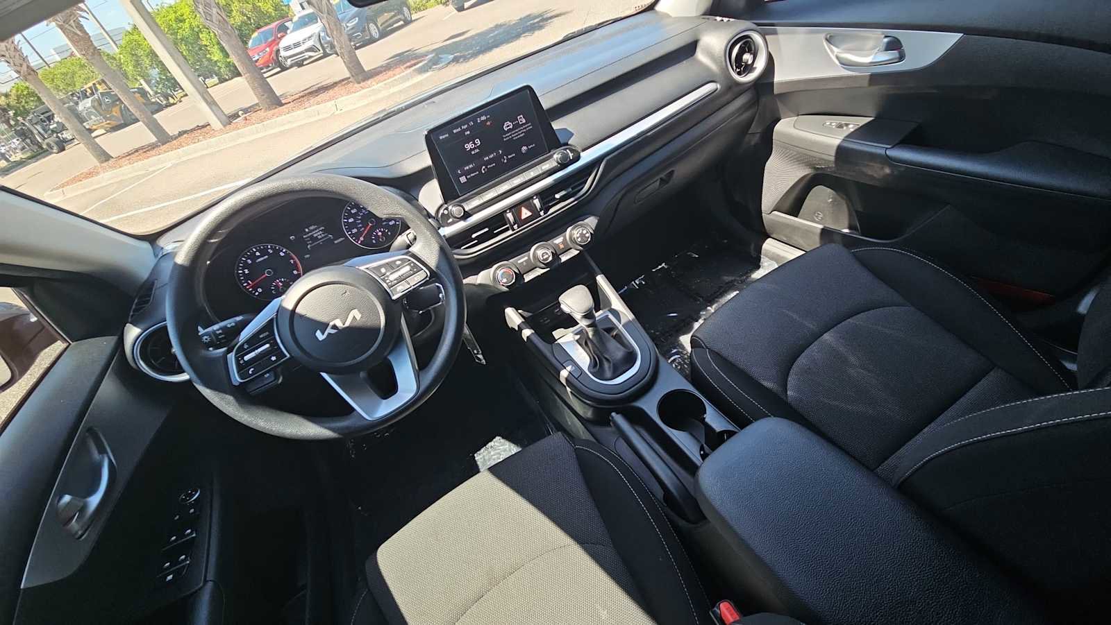 Used 2023 Kia Forte LXS w/ LXS Technology Package image 22