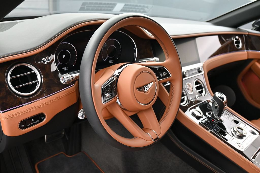 Used 2026 Bentley Continental GT AWD/4WD image 16