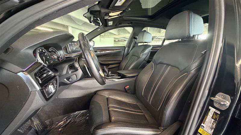 Used 2018 BMW 540i xDrive AWD/4WD image 21