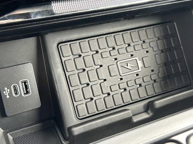 New 2025 Ford F150 Lariat w/ Equipment Group 502A High image 31