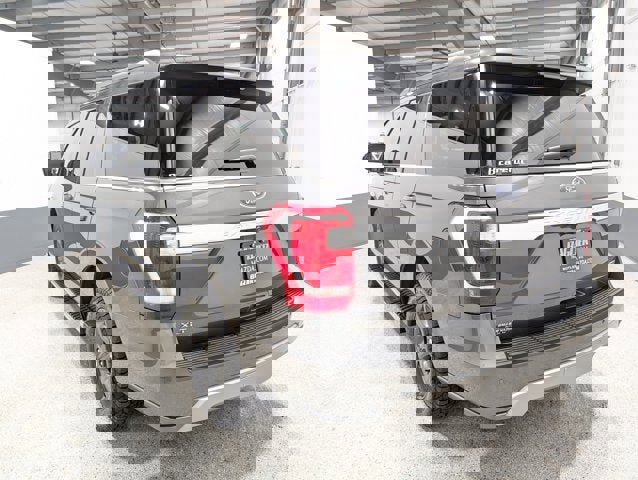 Used 2020 Ford Expedition XLT w/ FX4 Off-Road Package image 5