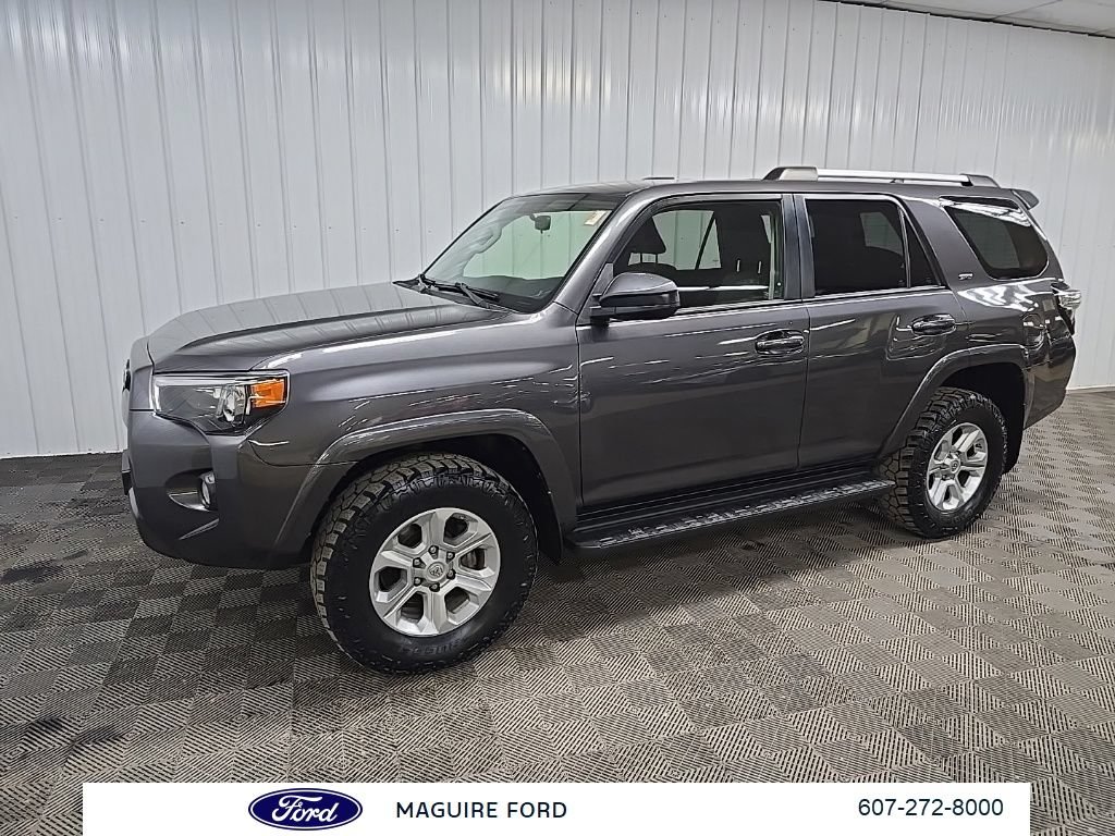 Used 2019 Toyota 4Runner SR5 AWD/4WD image 7