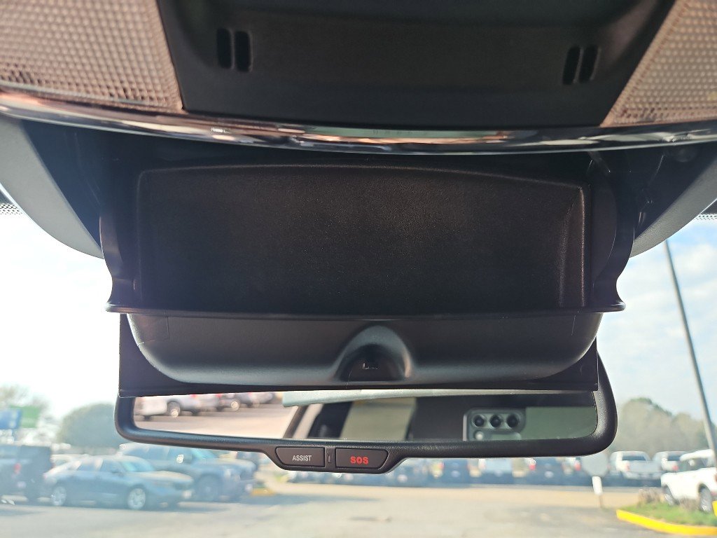 Used 2023 Dodge Charger R/T w/ Blacktop Package image 19