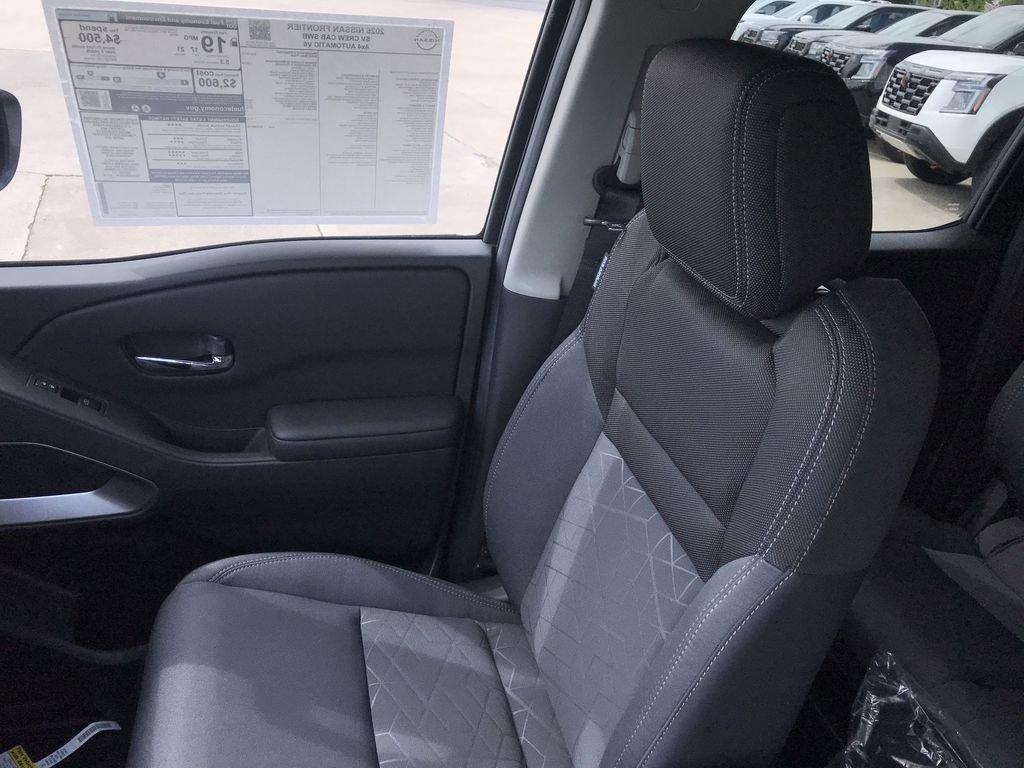 New 2026 Nissan Frontier SV AWD/4WD image 23