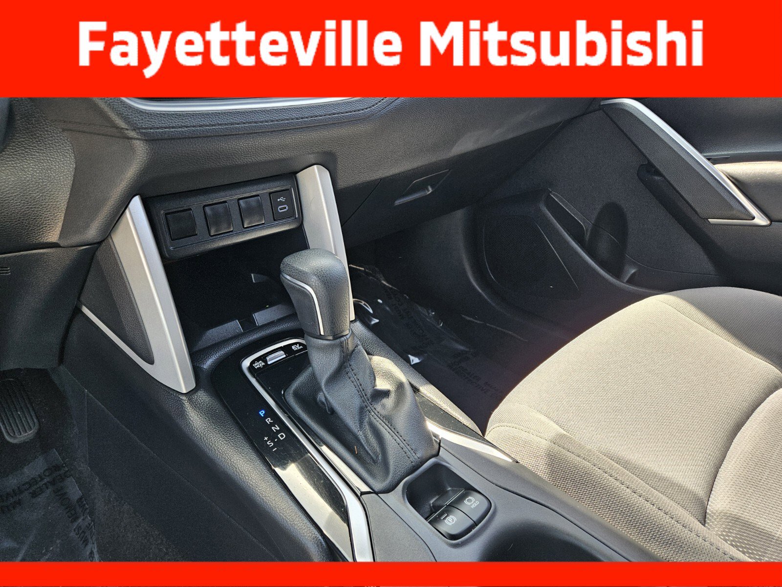 Used 2024 Toyota Corolla Cross S AWD/4WD image 24