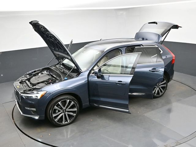 Used 2023 Volvo XC60 B5 Ultimate w/ Climate Package image 54