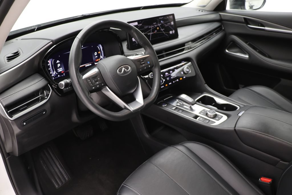 Used 2023 INFINITI QX60 Luxe w/ Performance Audio Package AWD/4WD image 13